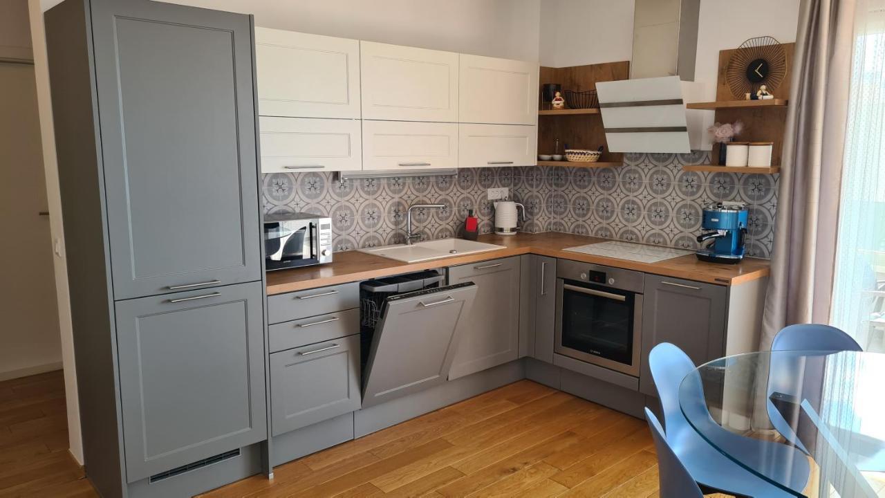 Mariposa Makarska 83M2 New Apartment With Garage Екстер'єр фото